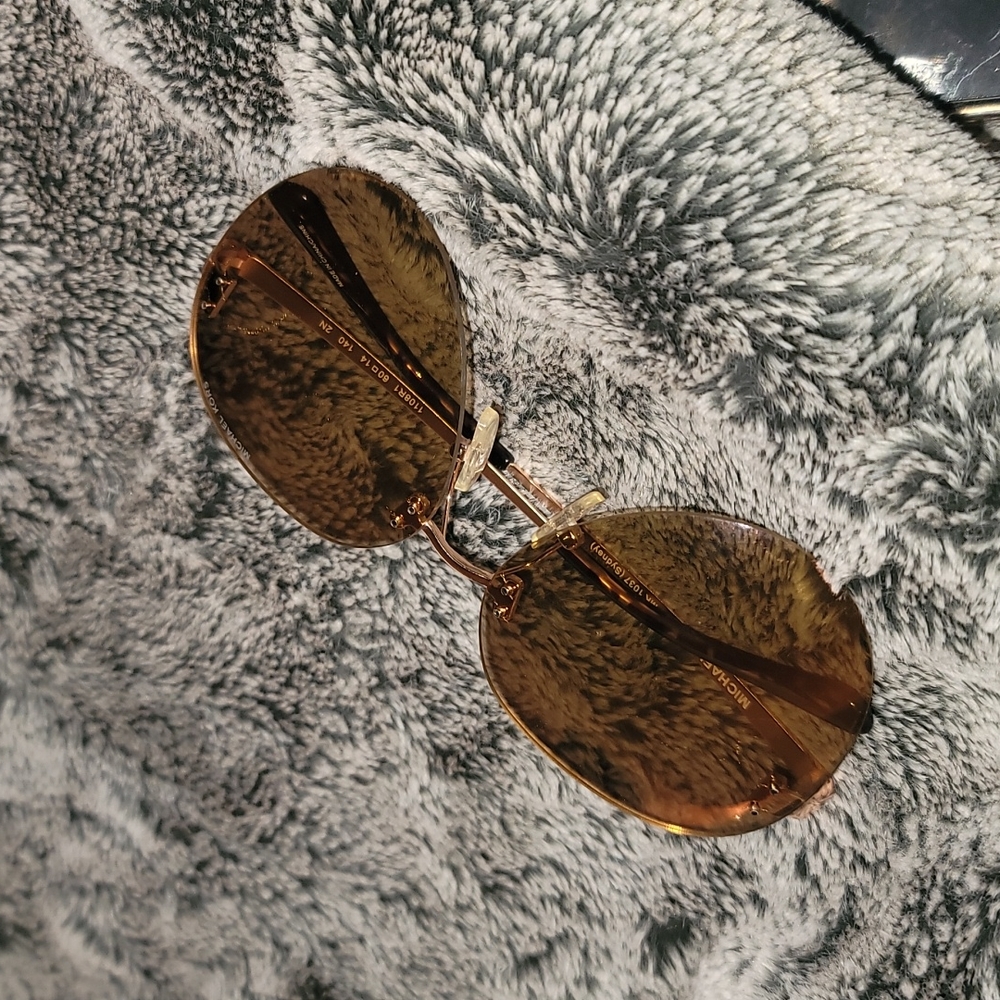 Michael kors sunglasses - Picture 5 of 5